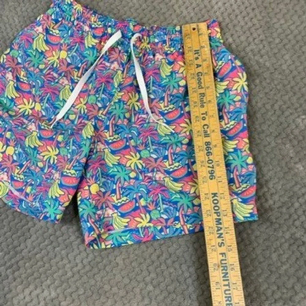 chubbies swim trunks